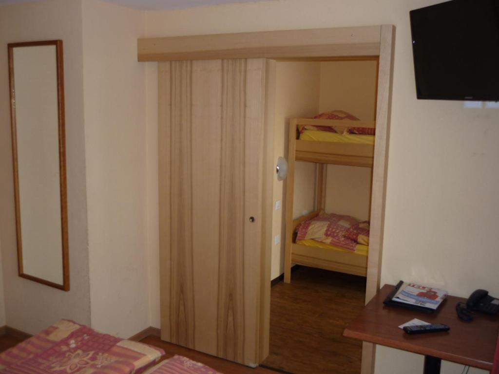 Hotel Europa Guest House Saas Fee Δωμάτιο φωτογραφία